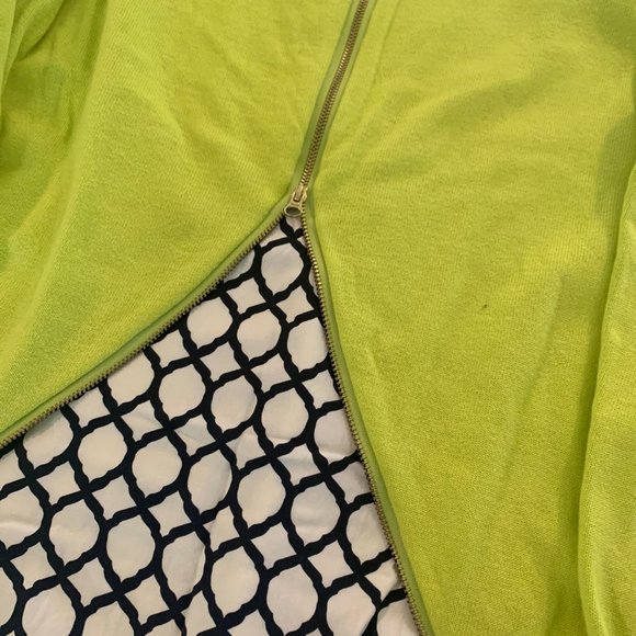 Crown & Ivy Lime Green Sweater - Picture 5 of 6